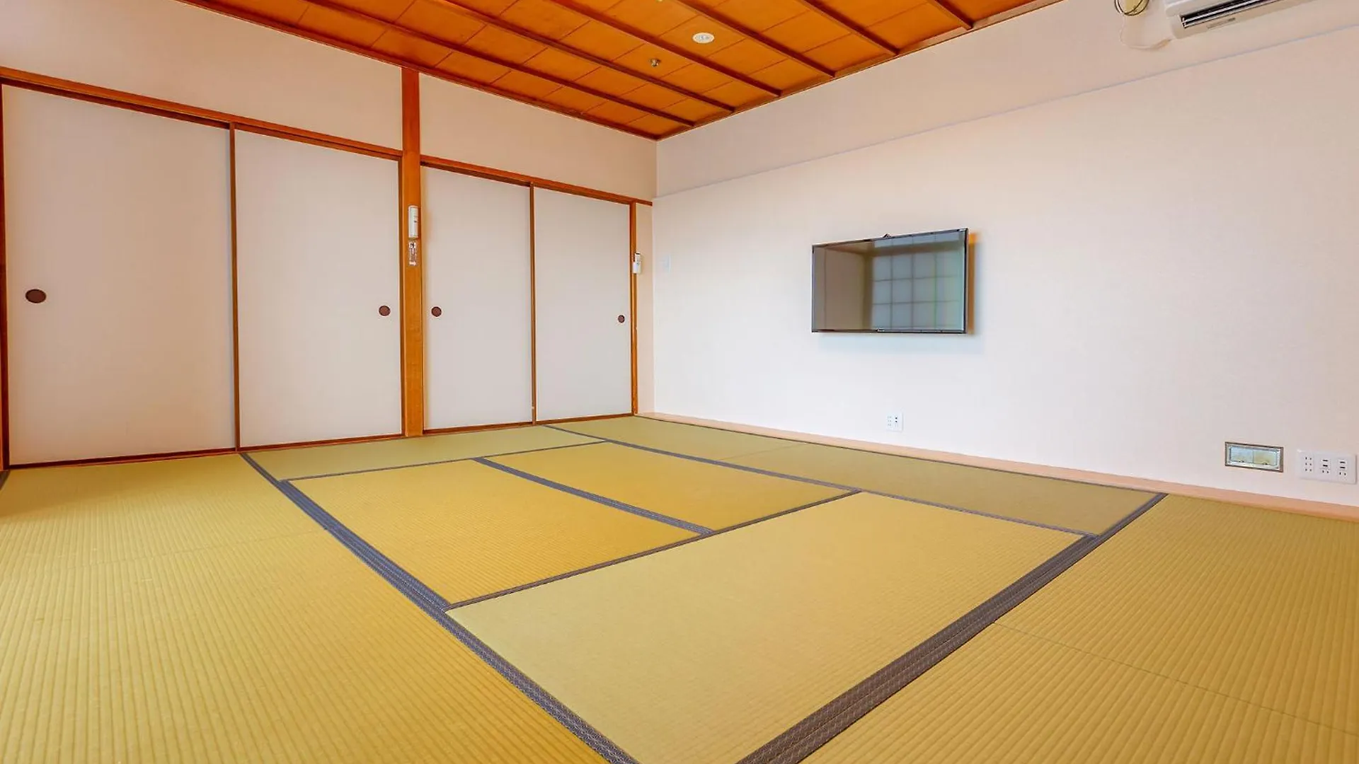 Ryokan Ooedo Onsen Monogatari Minoh Kanko Hotel